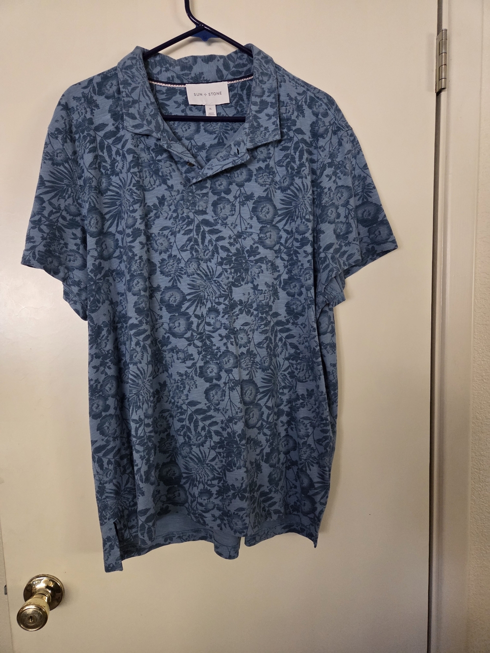 Sun + Stone Blue Floral Short-Sleeve Polo Shirt